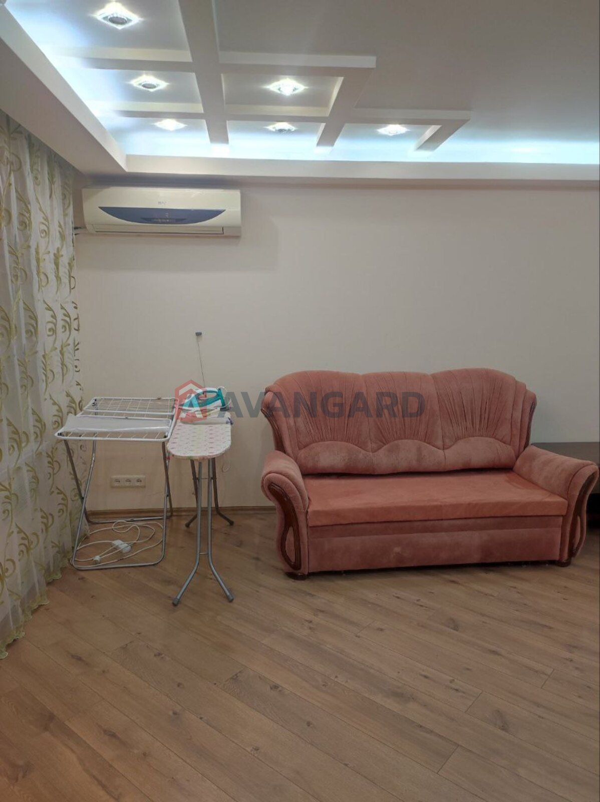 2 ��. ��������, 64/-/8 ��. �., 4/9 ������ ���� 8