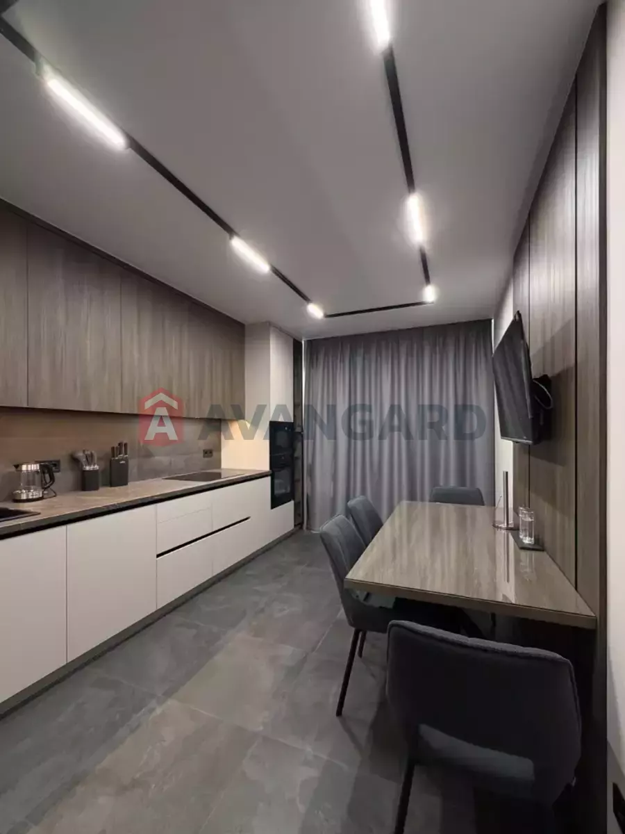 2 ��. ��������, 60/40/15 ��. �., 16/17 ������ ���� 3