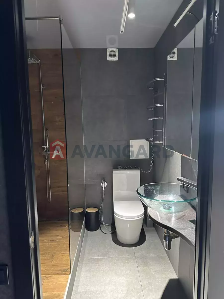 1 ��. ��������, 31/-/10 ��. �., 9/9 ������ ���� 4