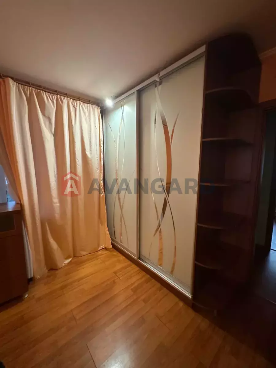 3 ��. ��������, 75/-/- ��. �., 3/9 ������ ���� 9