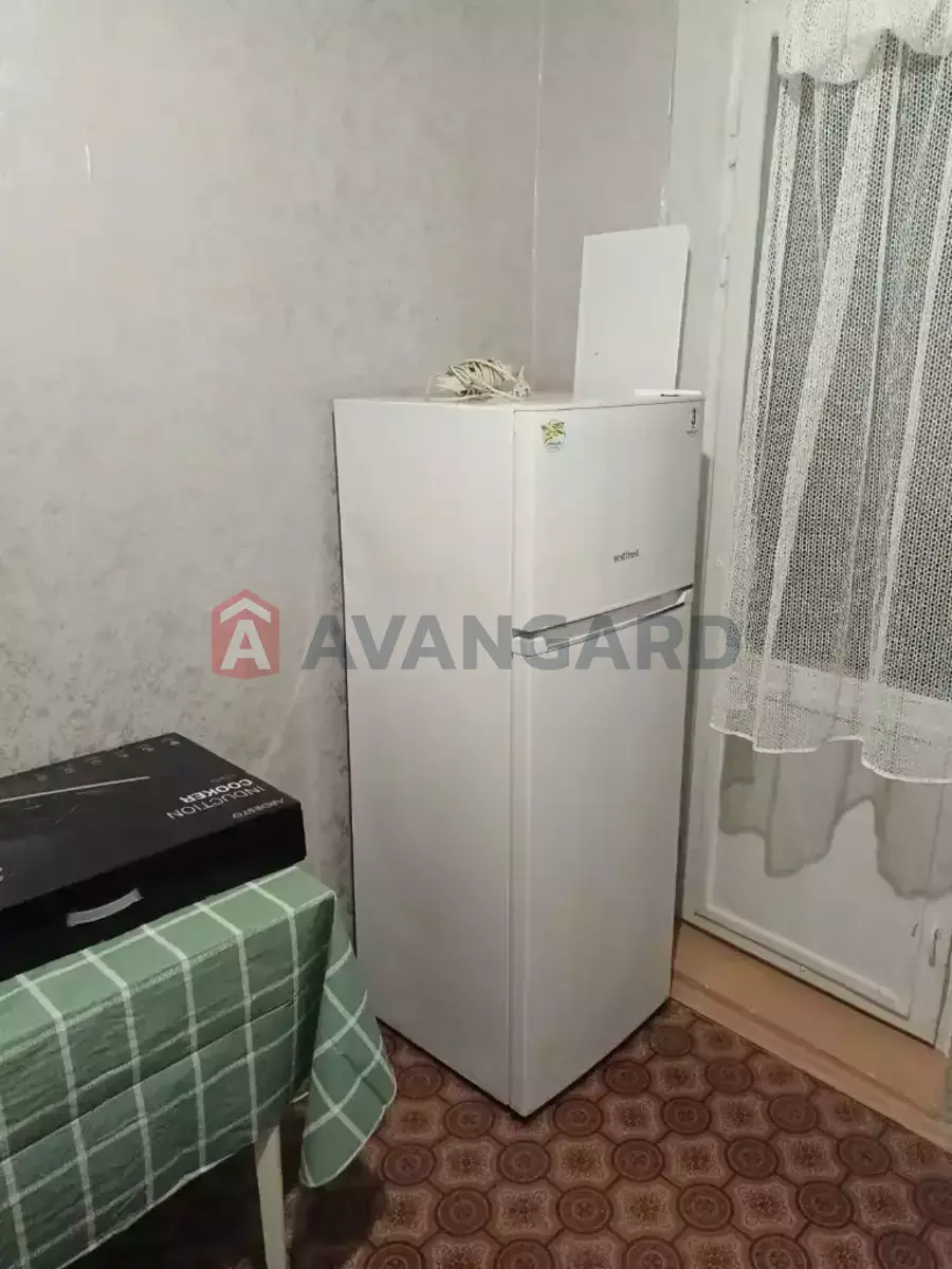 1 ��. ��������, 44/30/8 ��. �., 5/12 ������ ���� 2