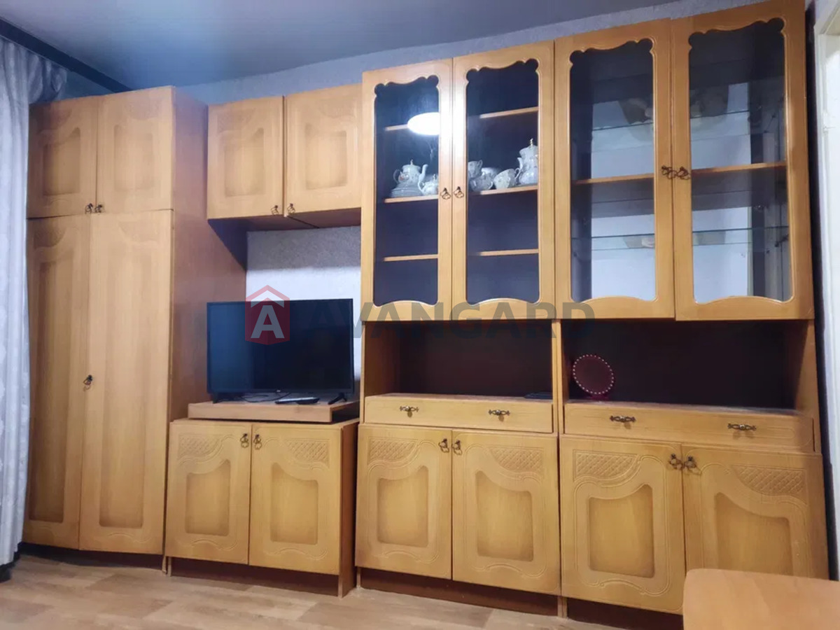 1 ����. ��������, 33/-/6 ��. �., 9/10 ���� ���� 2