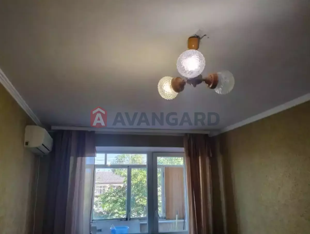 1 ��. ��������, 29/-/- ��. �., 5/5 ������ ���� 4