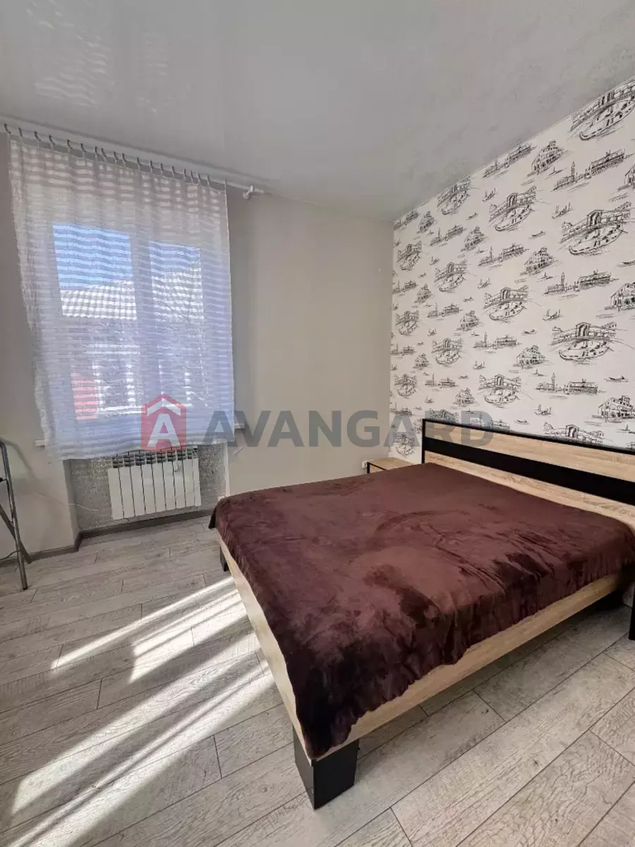 3 ����. ��������, 75/-/- ��. �., 2/2 ���� ���� 4