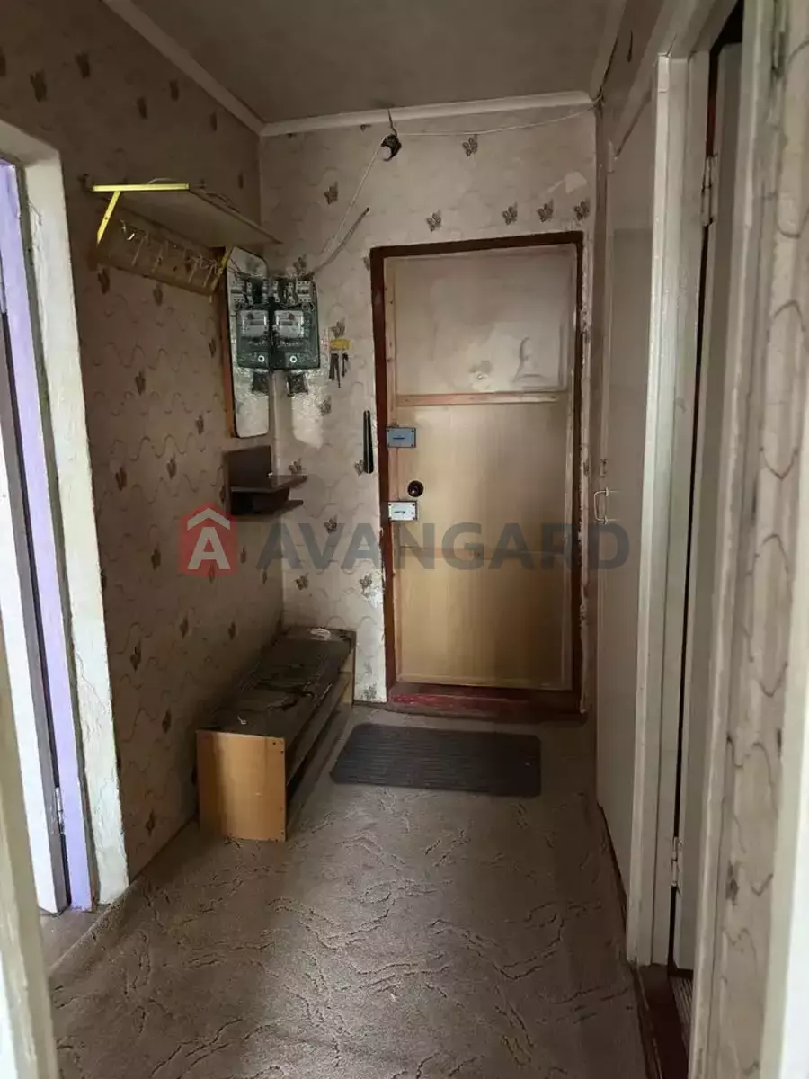 1 ��. ��������, 33/-/- ��. �., 3/12 ������ ���� 4