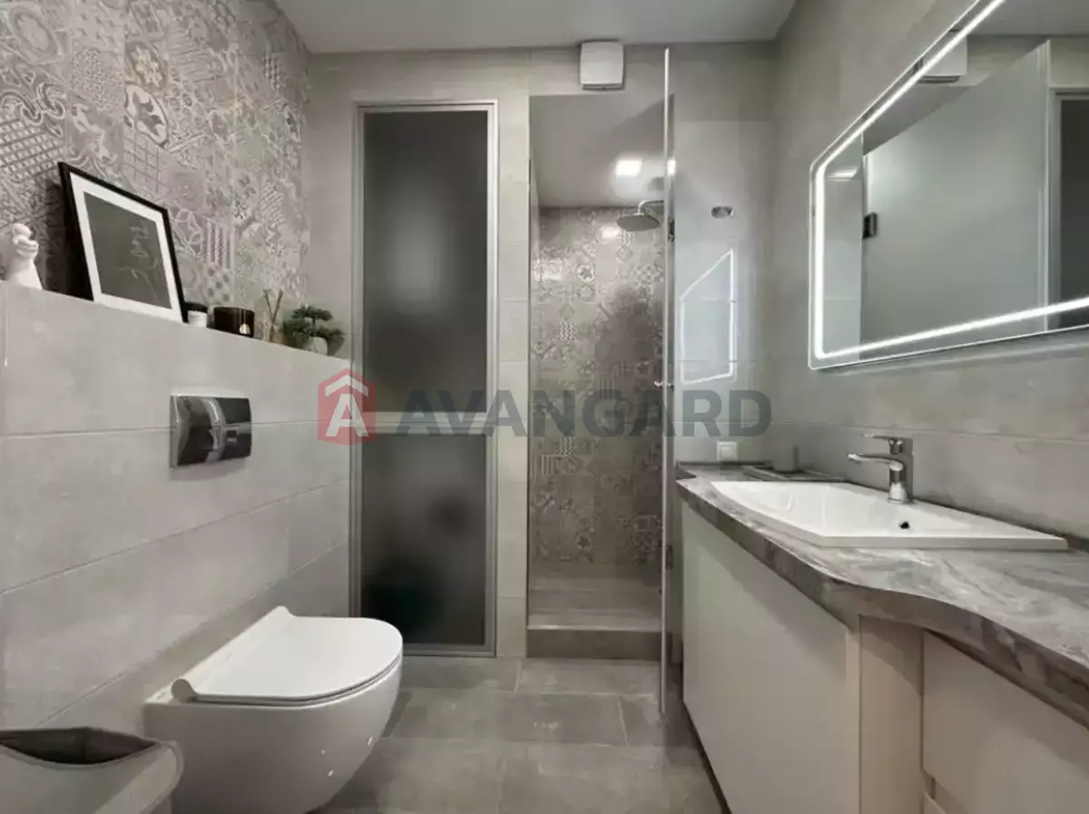 2 ��. ��������, 50/-/15 ��. �., 6/10 ������ ���� 12