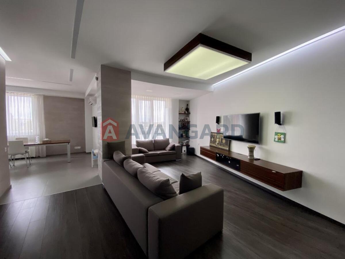 4 ��. ��������, 160/-/25 ��. �., 8/12 ������ ���� 6