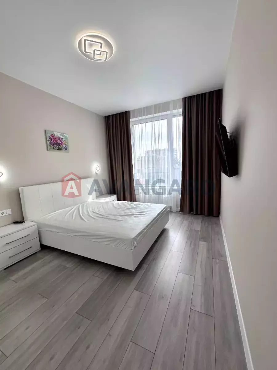 2 ��. ��������, 47/-/- ��. �., 5/10 ������ ���� 3