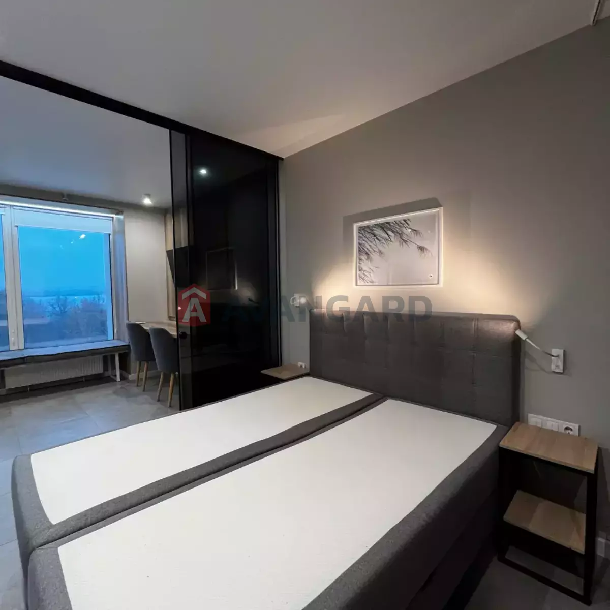 1 . , 44/-/- . ., 4/23   9