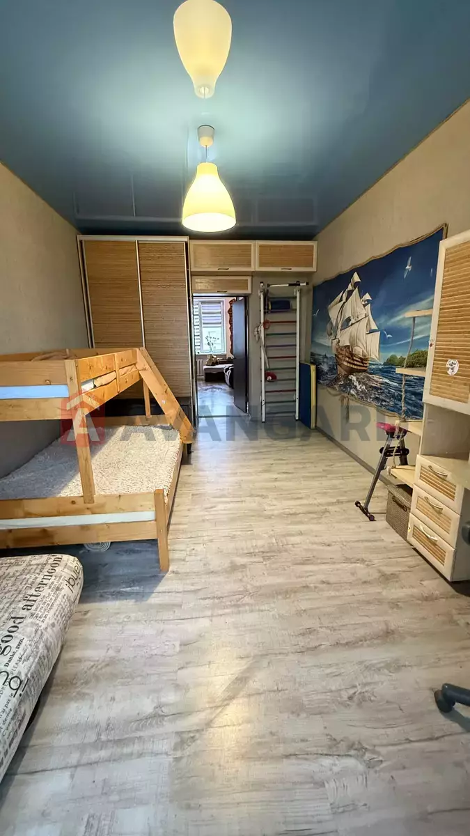 2 ����. ��������, 55/45/11 ��. �., 4/5 ���� ���� 9