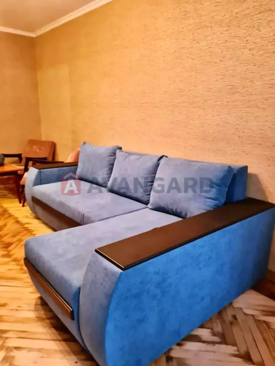 2 ����. ��������, 45/28/8 ��. �., 6/9 ���� ���� 4