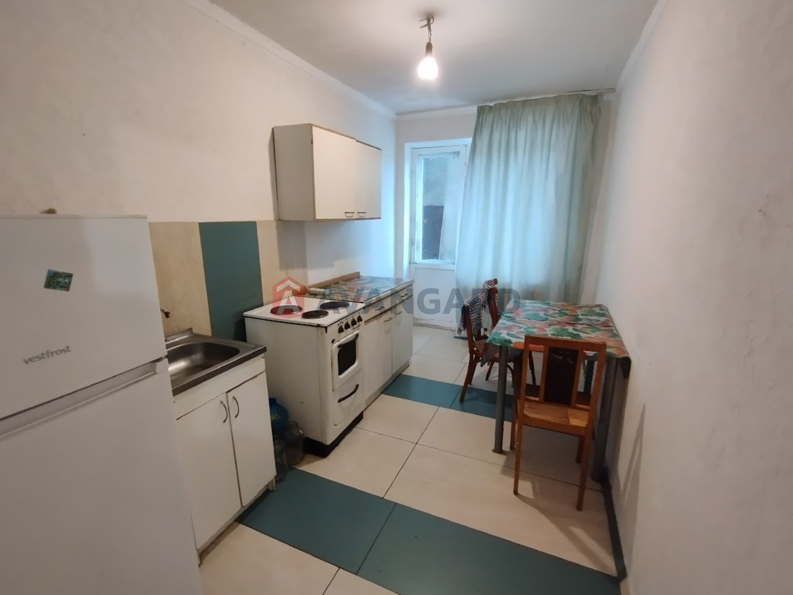 1 ��. ��������, 36/9/18 ��. �., 23/26 ������ ���� 3