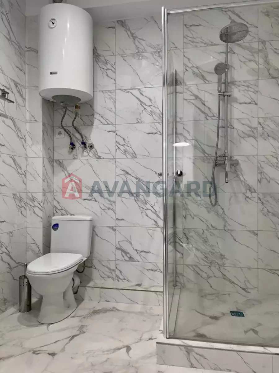 2 ��. ��������, 50/-/- ��. �., 7/10 ������ ���� 8