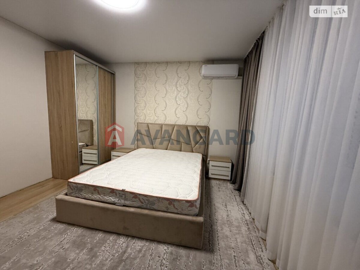 1 ��. ��������, 45/16/15 ��. �., 2/10 ������ ���� 2