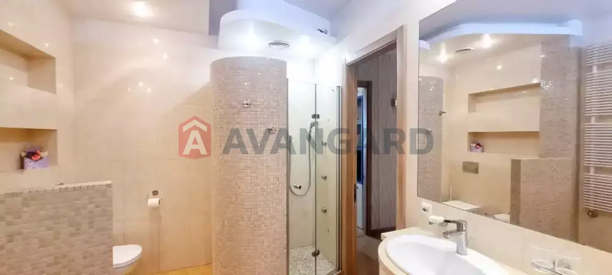 3 . , 137/-/42 . ., 10/12   6