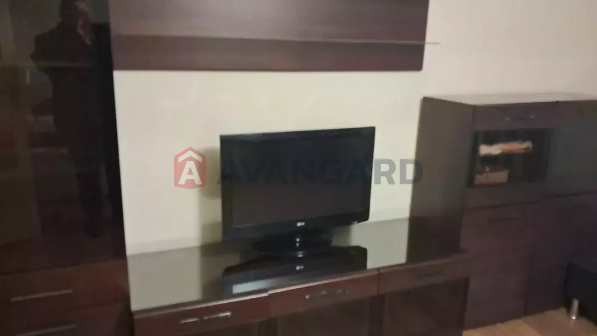 3 ��. ��������, 67/-/9 ��. �., 1/9 ������ ���� 3