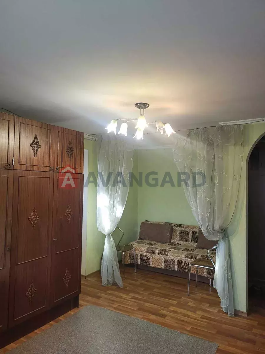 1 ��. ��������, 42/-/10 ��. �., 6/9 ������ ���� 3