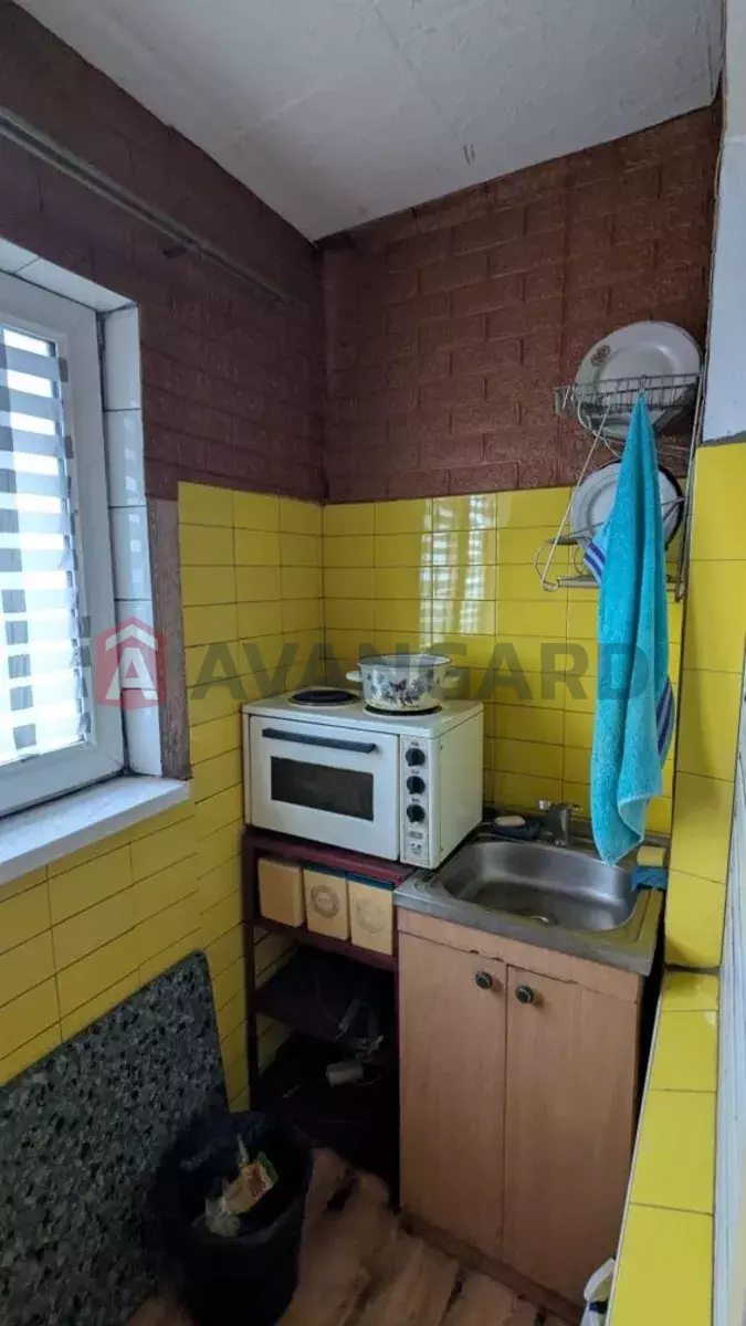 1 ����. ��������, 40/-/8 ��. �., 16/16 ���� ���� 4