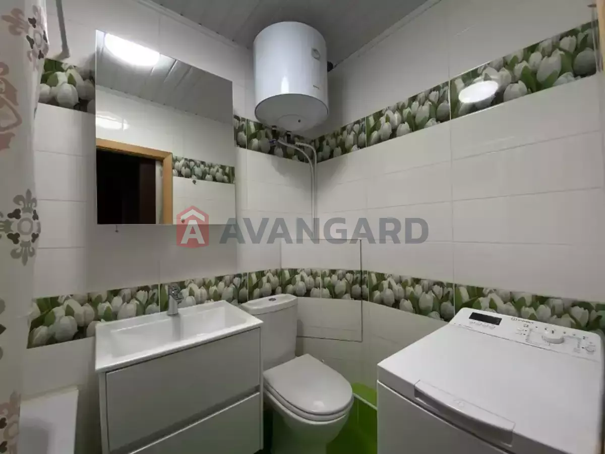 2 ��. ��������, 58/33/10 ��. �., 12/12 ������ ���� 4