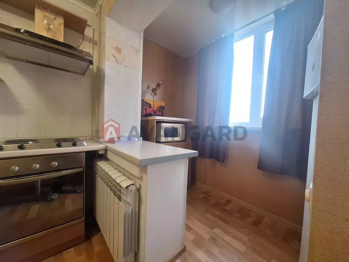 1 ����. ��������, 42/-/11 ��. �., 13/14 ���� ���� 9