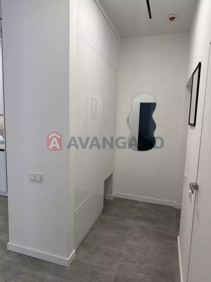 2 ��. ��������, 50/-/20 ��. �., 4/10 ������ ���� 2