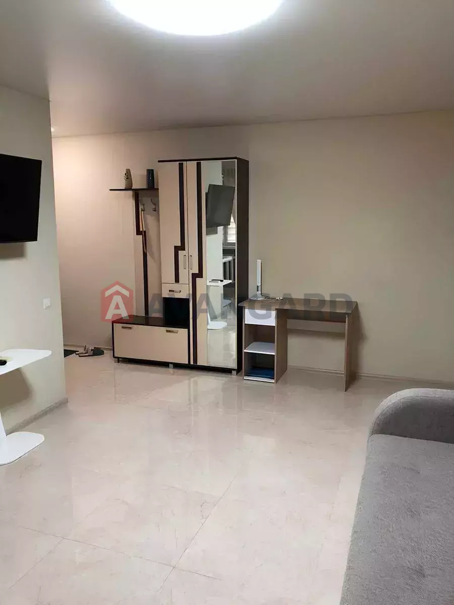 2 . , 45/-/8 . ., 1/5   10