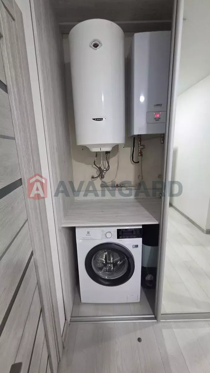 3 . , 70/-/28 . ., 9/10   7