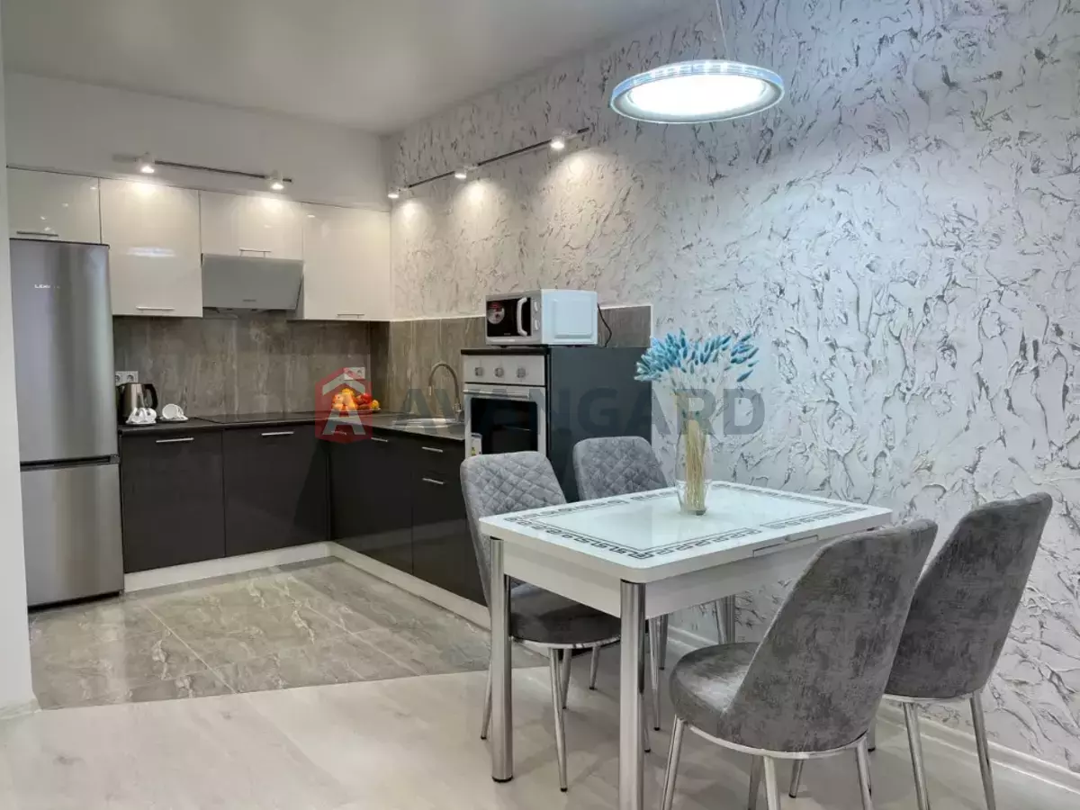 2 ��. ��������, 51/-/- ��. �., 2/10 ������ ���� 3