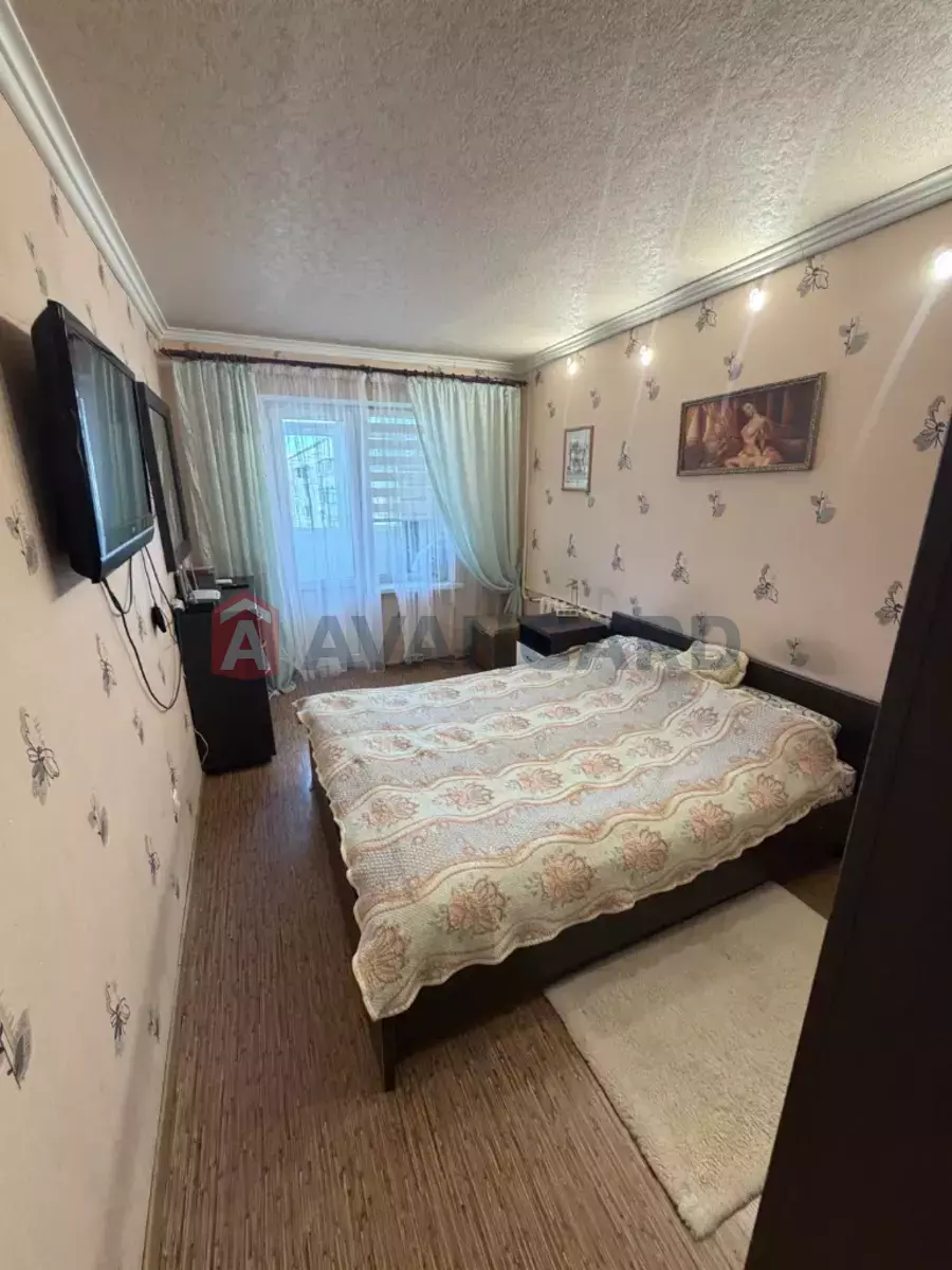 3 ����. ��������, 66/-/9 ��. �., 9/10 ���� ���� 2