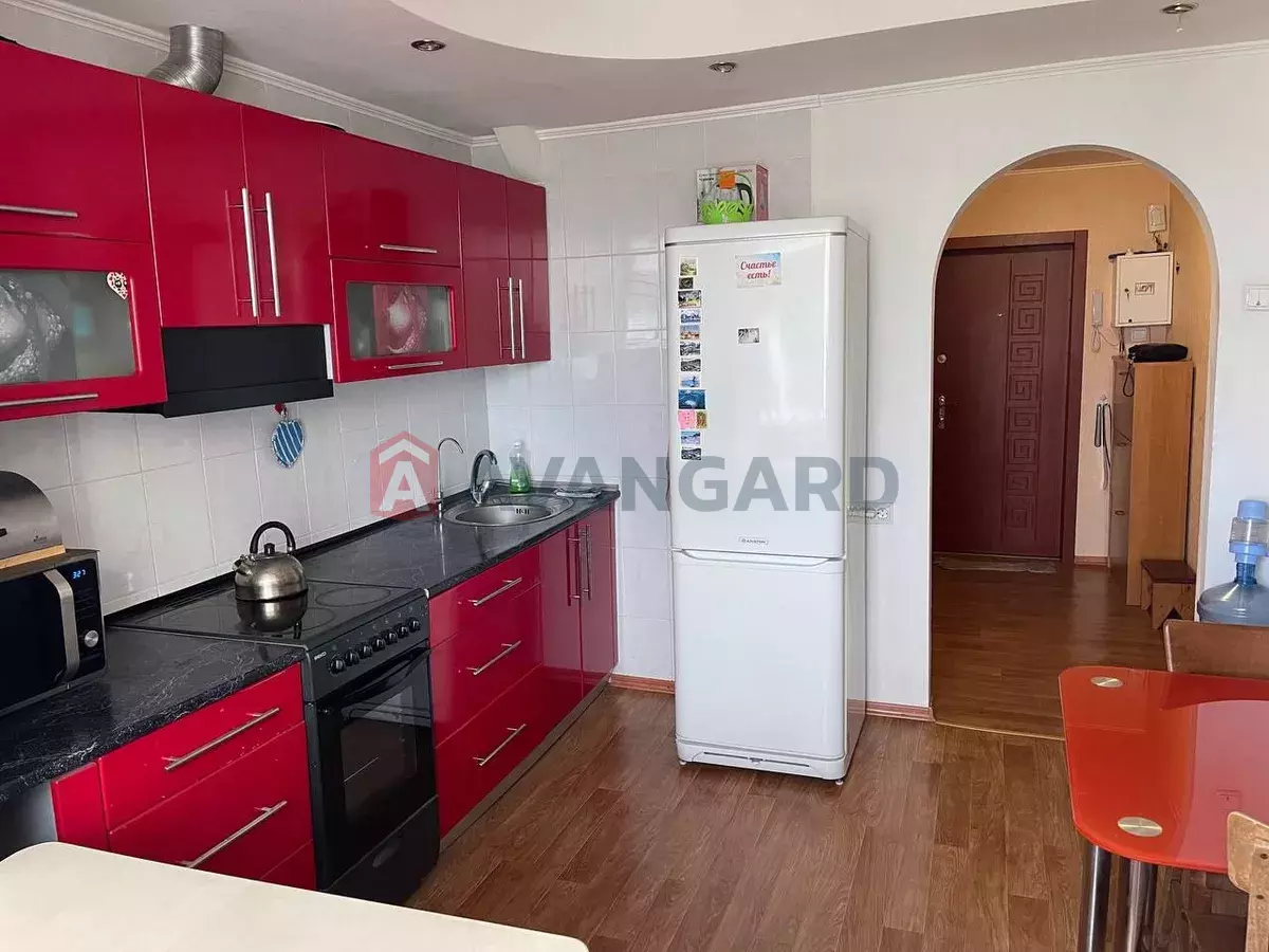 1 ����. ��������, 40/-/9 ��. �., 12/16 ���� ���� 3