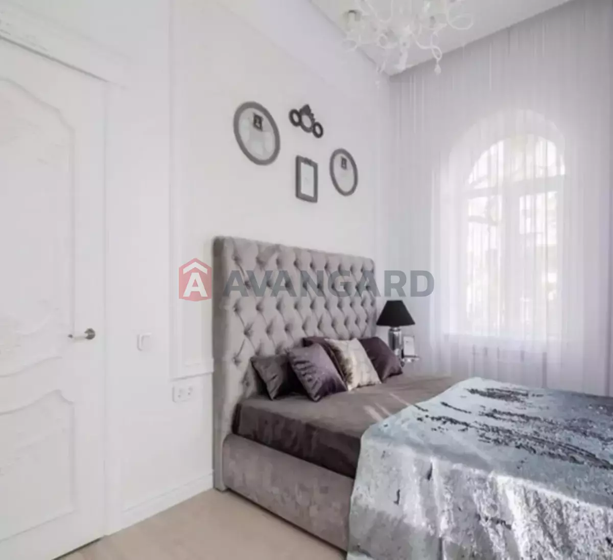 3 ��. ��������, 68/-/- ��. �., 2/3 ������ ���� 4