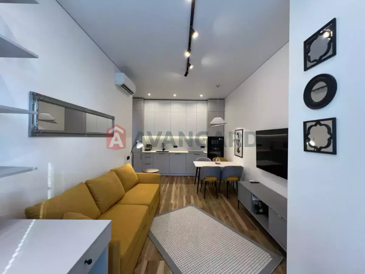 3 ��. ��������, 60/-/- ��. �., 9/12 ������ ���� 3