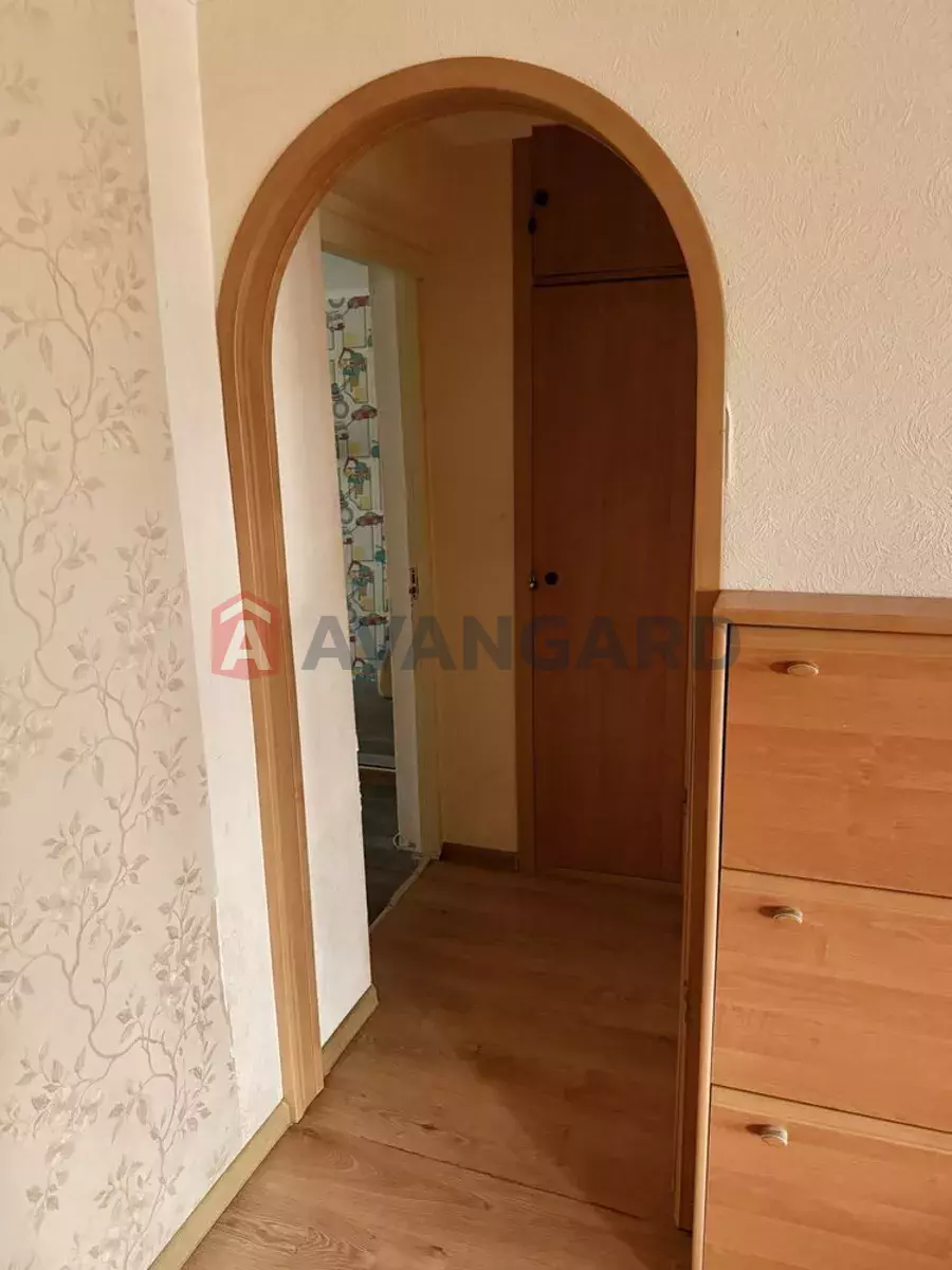 3 ����. ��������, 43/-/6 ��. �., 1/5 ���� ���� 4