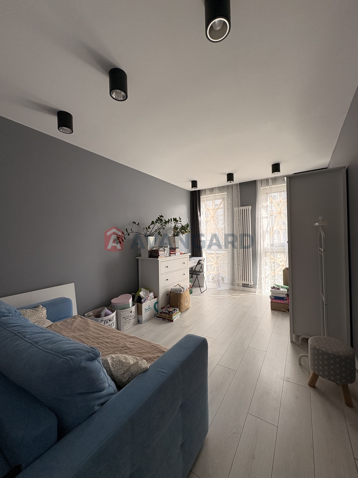 2 ��. ��������, 67/34/18 ��. �., 4/4 ������ ���� 18