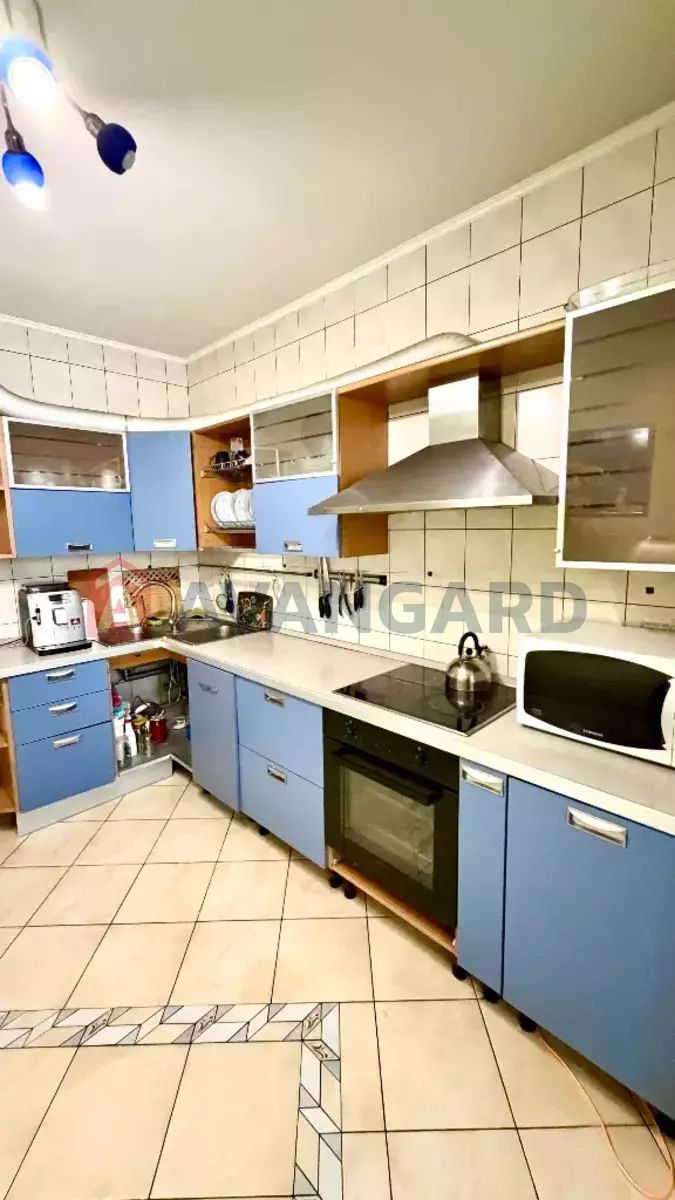 3 ����. ��������, 130/-/- ��. �., 4/14 ���� ���� 11