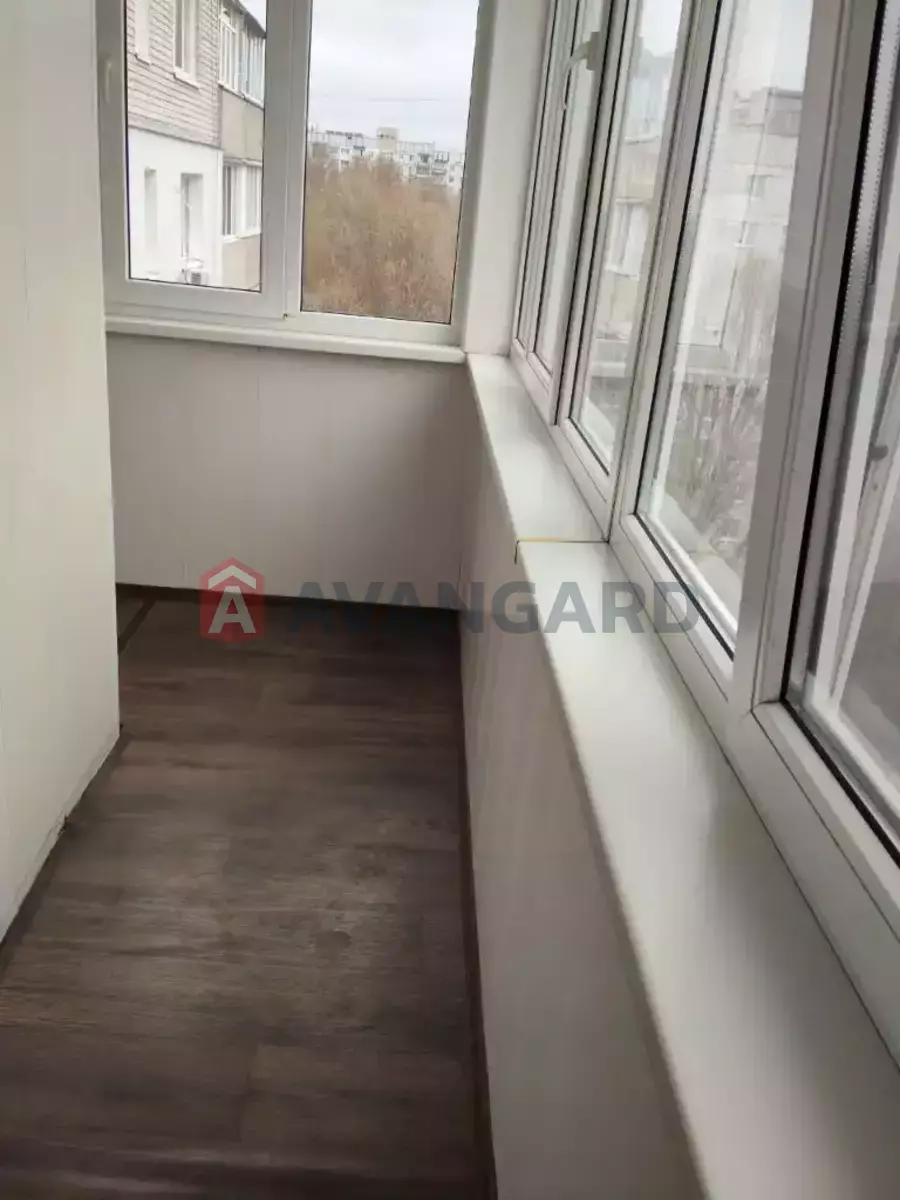 3 ��. ��������, 70/46/9 ��. �., 8/9 ������ ���� 14