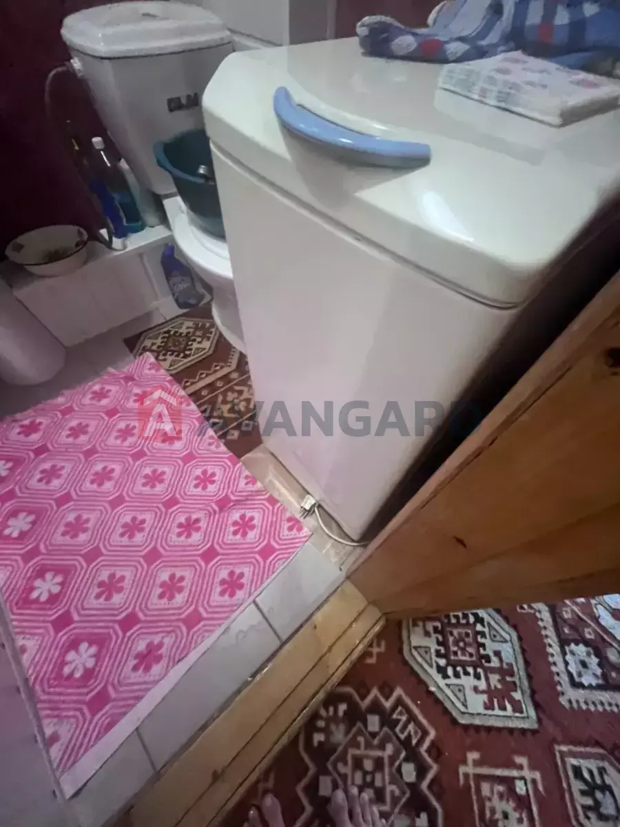 3 ��. ��������, 66/-/8 ��. �., 5/9 ������ ���� 6