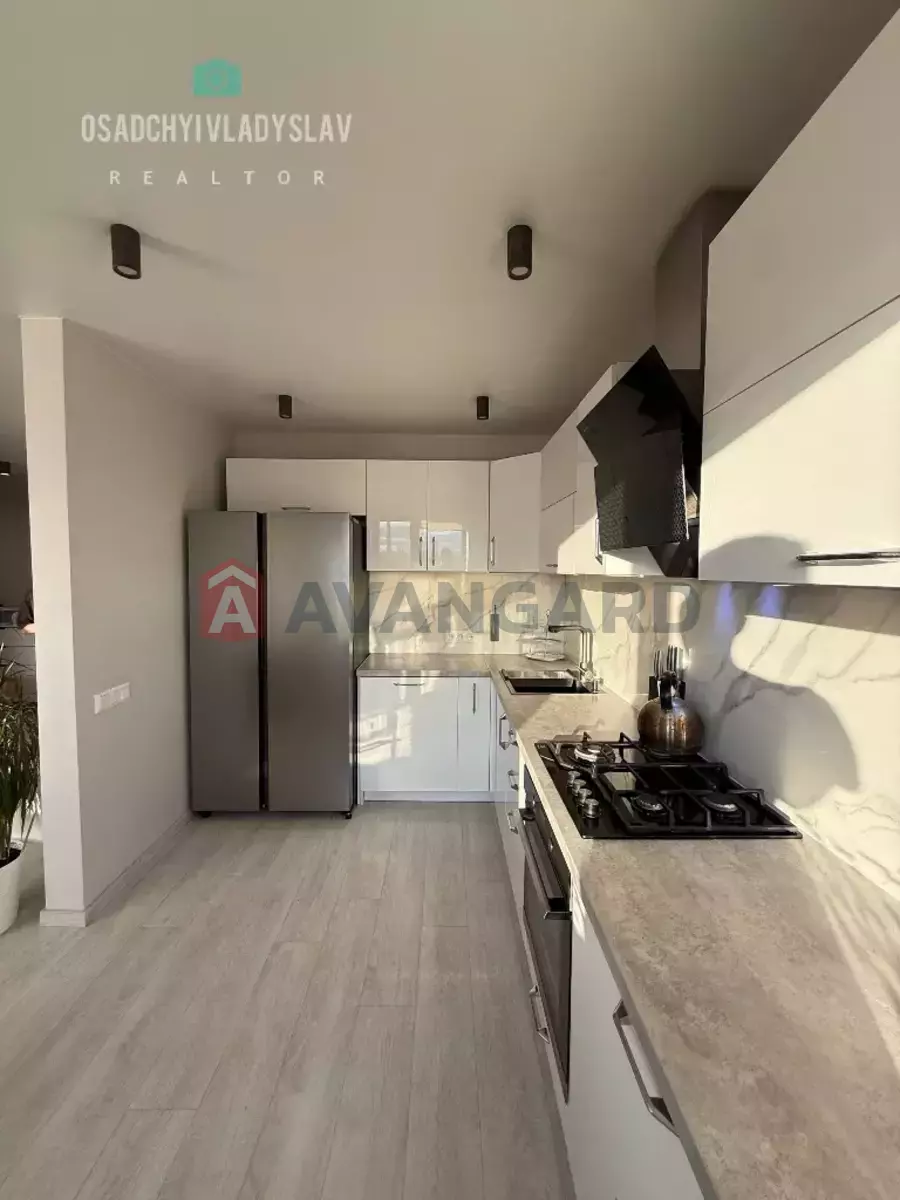 3 ��. ��������, 68/-/- ��. �., 7/9 ������ ���� 4