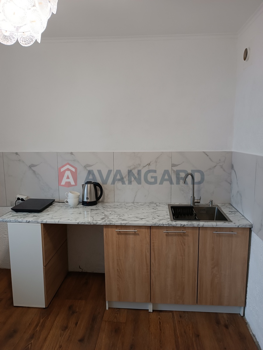 1 ����. ��������, 37/18/9 ��. �., 13/16 ���� ���� 1