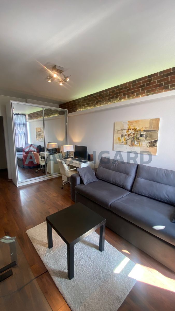 1 ����. ��������, 35.4 / 18 / 8 ��. �., 16/17 ���� ���� 1