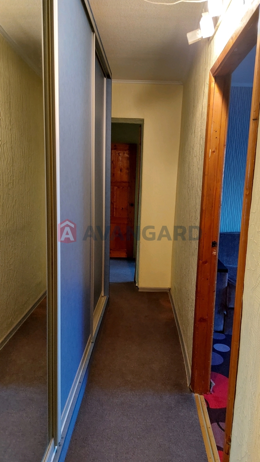 2 ��. ��������, 48/28/7 ��. �., 9/9 ������ ���� 11