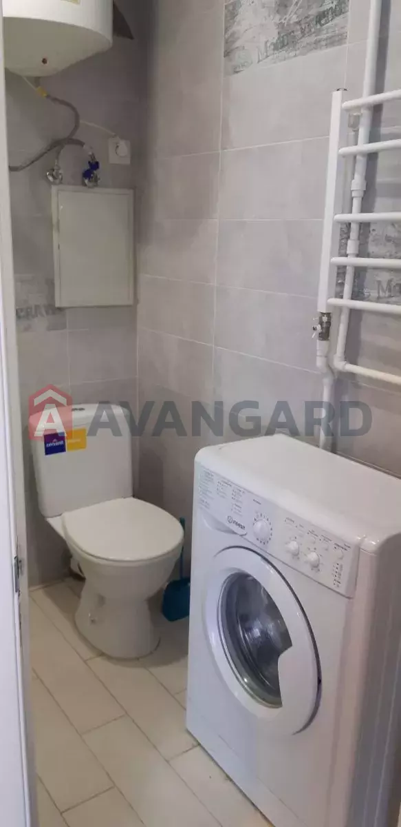 1 ����. ��������, 21/-/5 ��. �., 8/9 ���� ���� 2