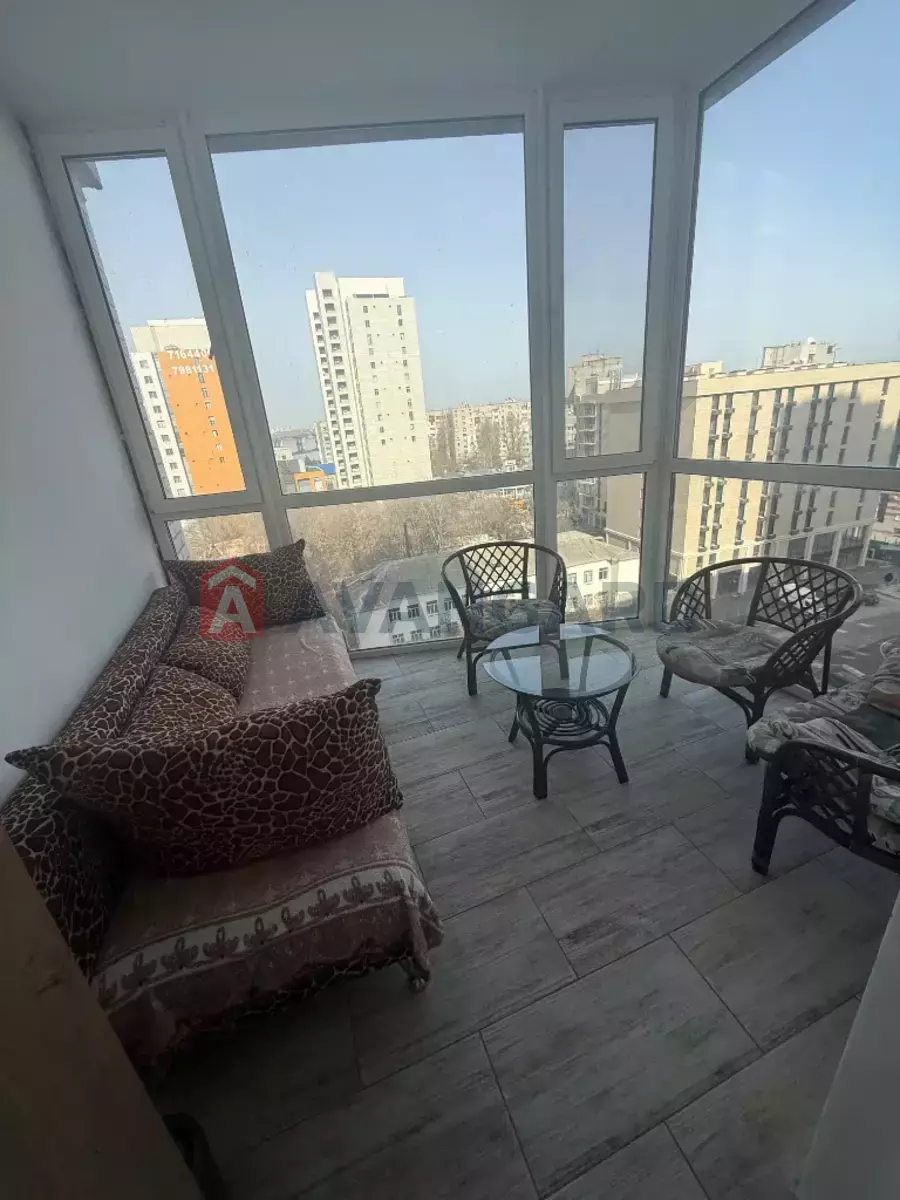 2 ��. ��������, 67/40/15 ��. �., 9/17 ������ ���� 18