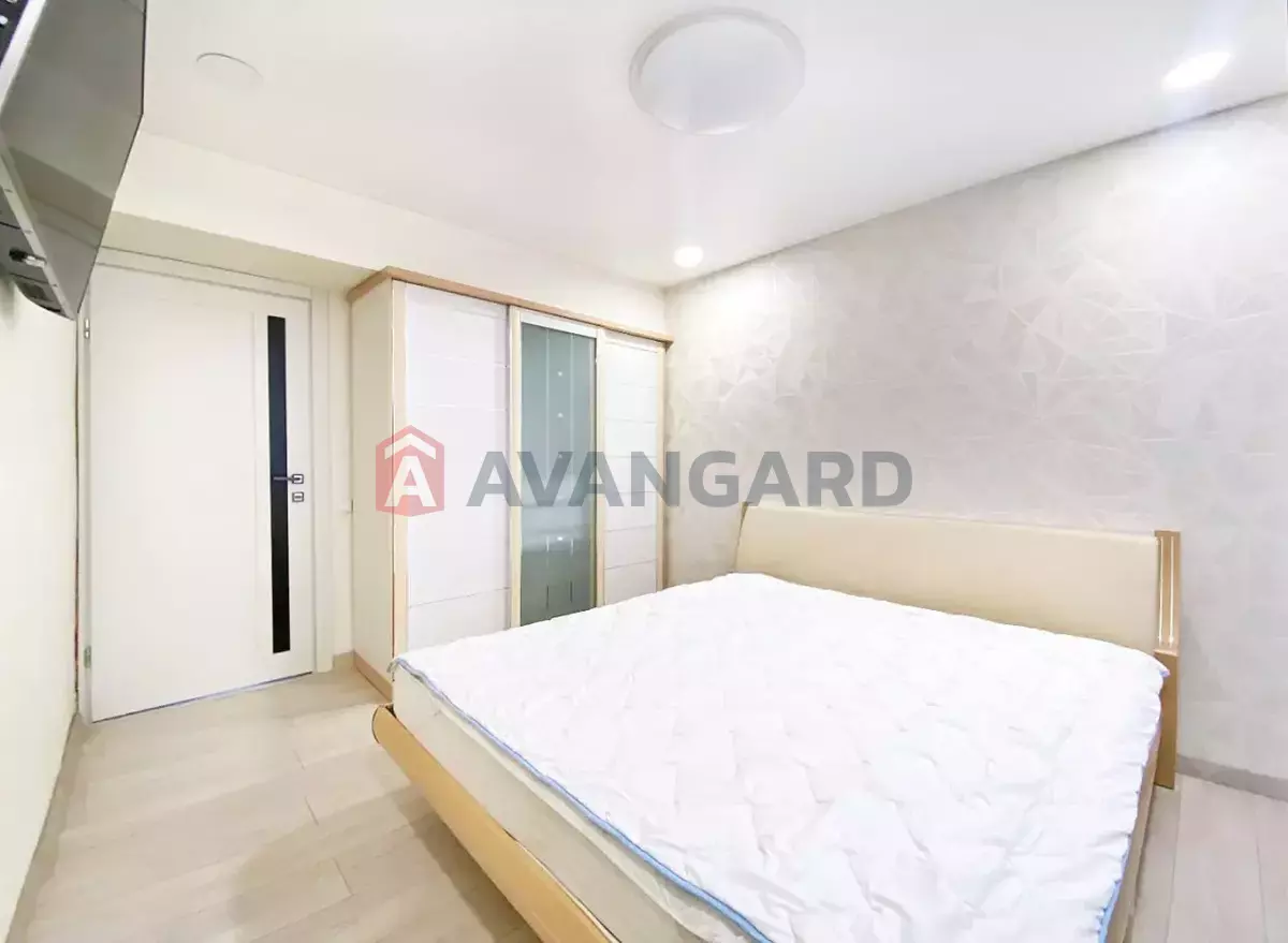 3 . , 67/45/30 . ., 8/9   4