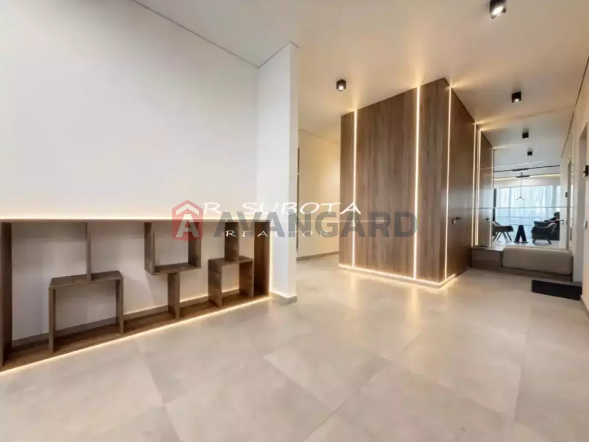 3 ��. ��������, 115/-/- ��. �., 5/13 ������ ���� 9