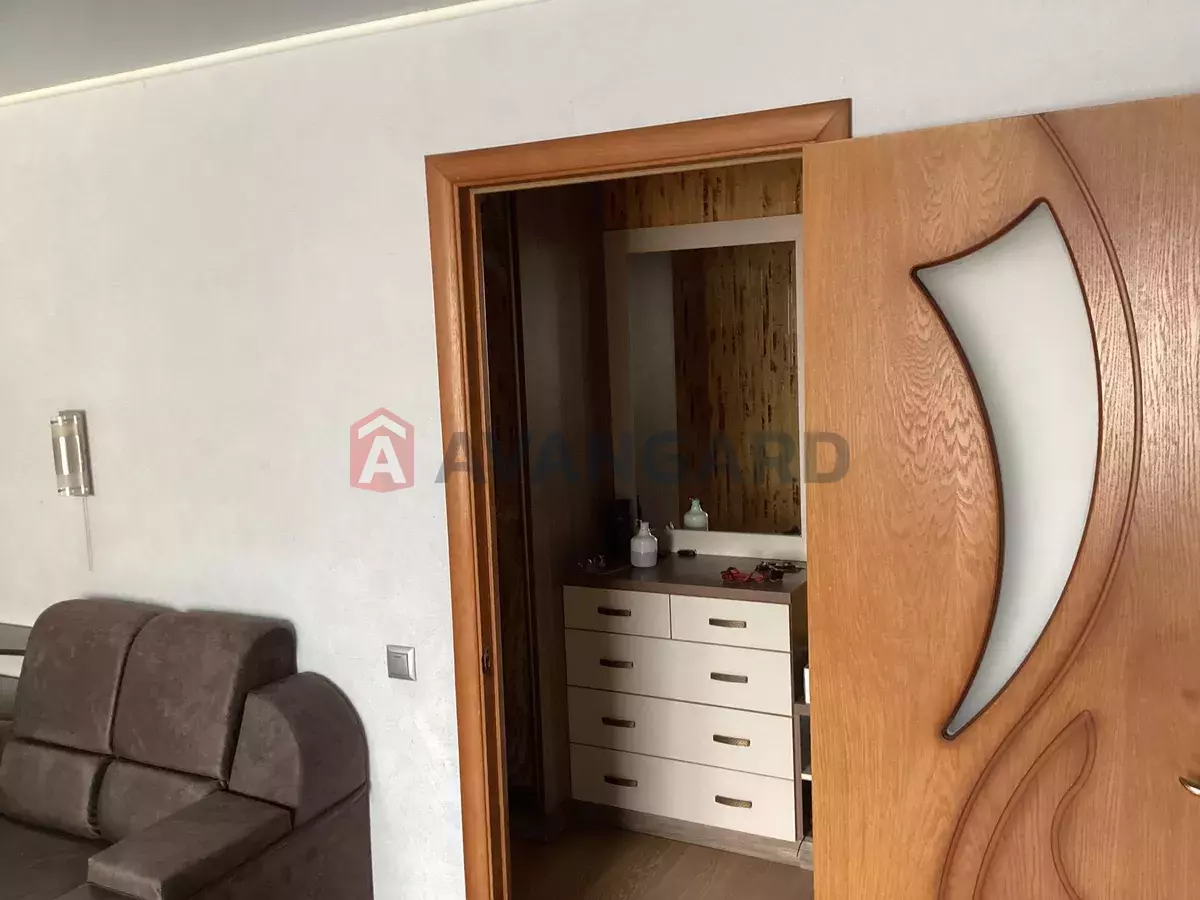 2 ��. ��������, 51/-/9 ��. �., 8/9 ������ ���� 13