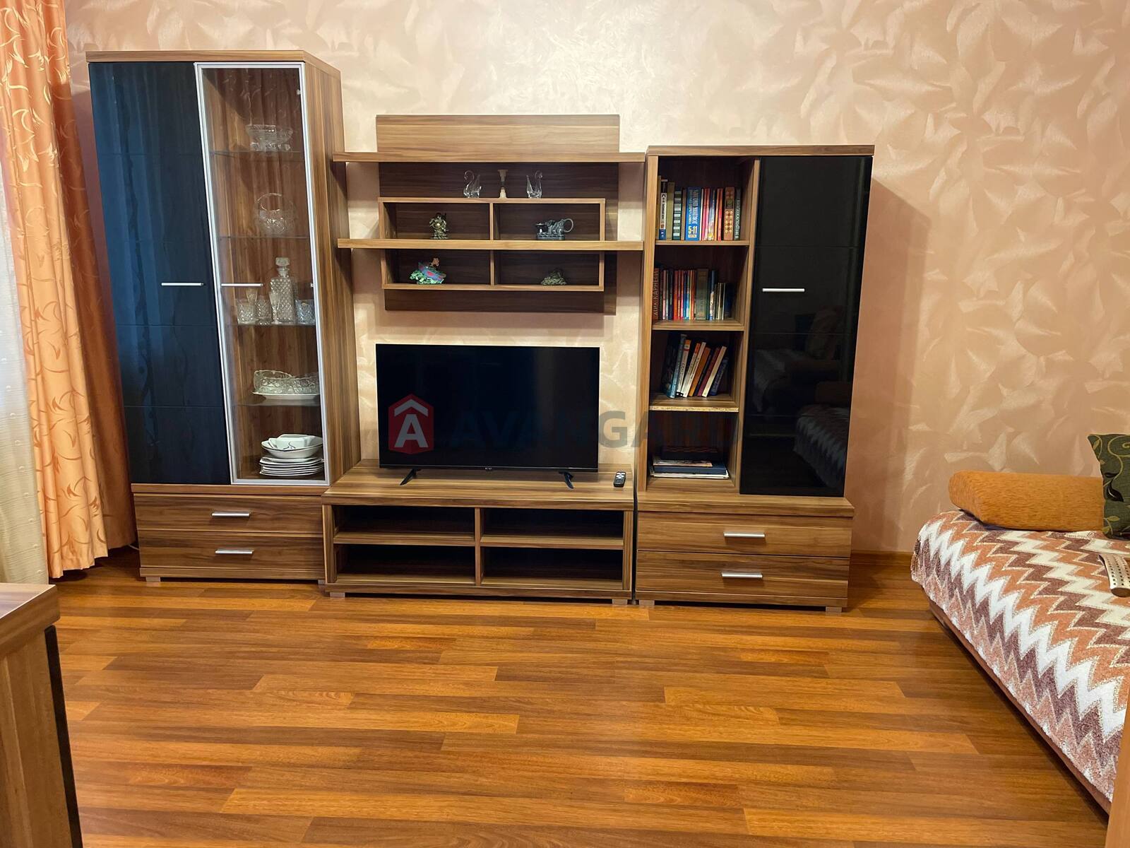 2 ����. ��������, 60/35/12 ��. �., 6/16 ���� ���� 7