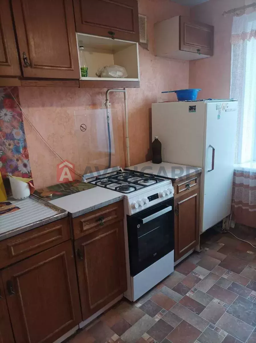 2 ��. ��������, 50/-/9 ��. �., 6/9 ������ ���� 1