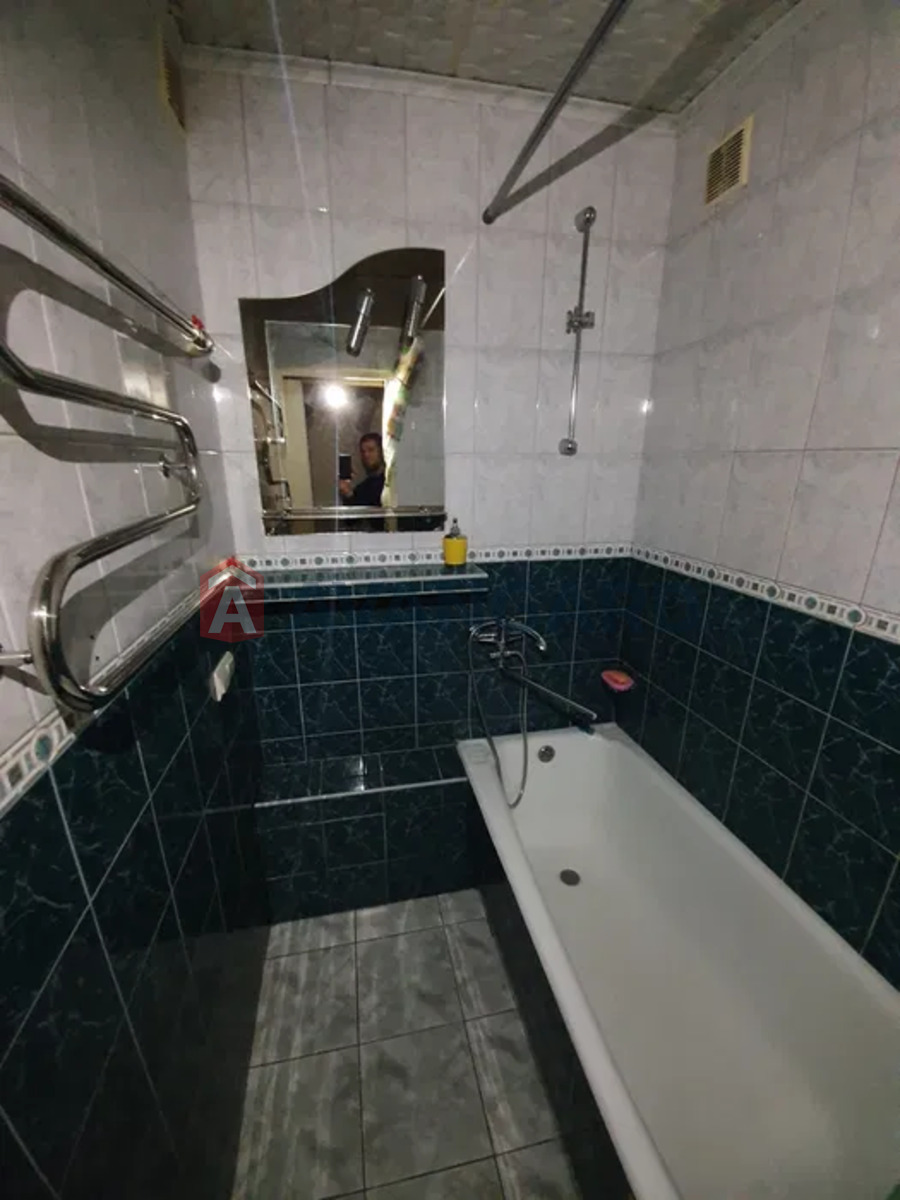 2 ����. ��������, 50/-/7 ��. �., 3/9 ���� ���� 4