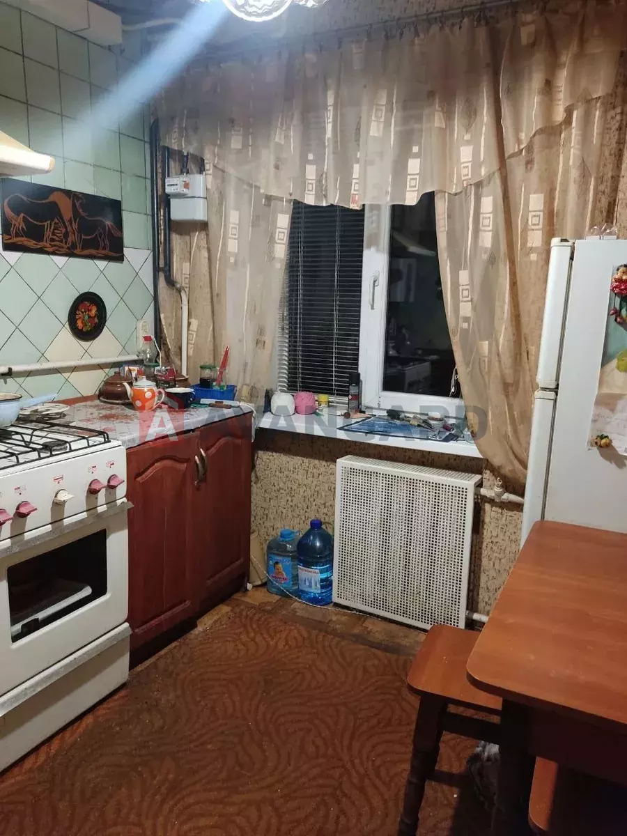 2 ����. ��������, 47/-/6 ��. �., 5/5 ���� ���� 1